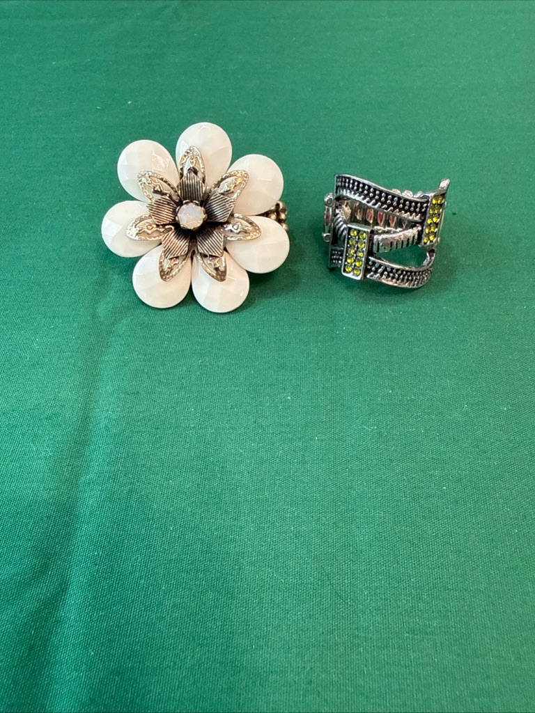 Cream Floral Statement And Silver With Yellow Rhinestones Rings